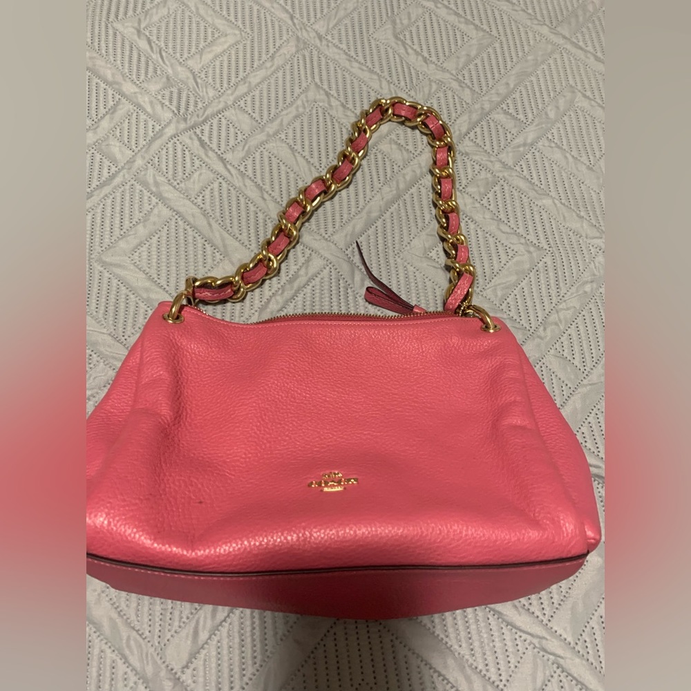 Pebble leather pink coach bag